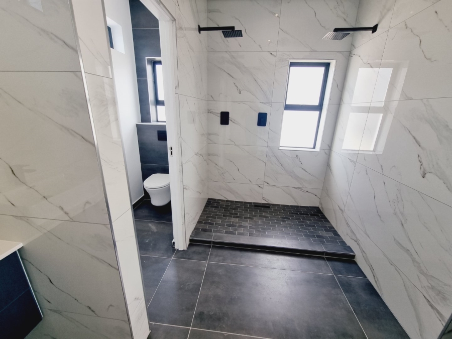 4 Bedroom Property for Sale in Sandown Western Cape